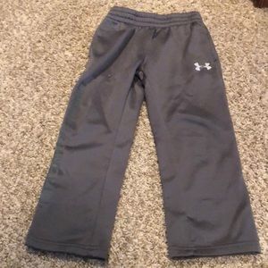 Boys Under Armour sweatpants